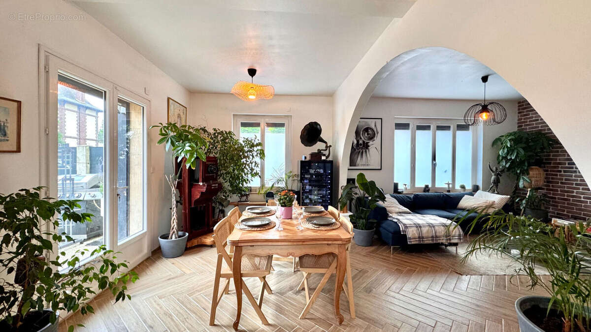 Maison à LA BOUILLE