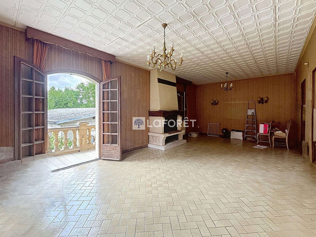 Maison à VIRY-NOUREUIL