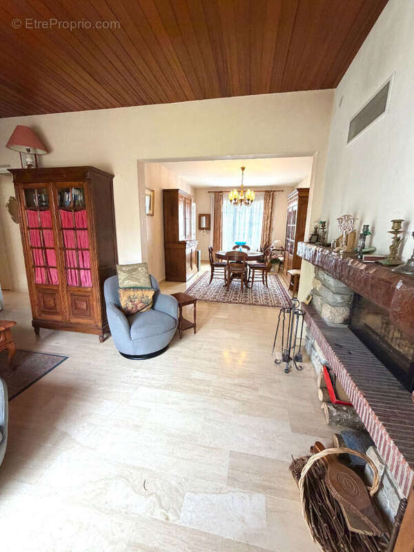 Maison à RIS-ORANGIS