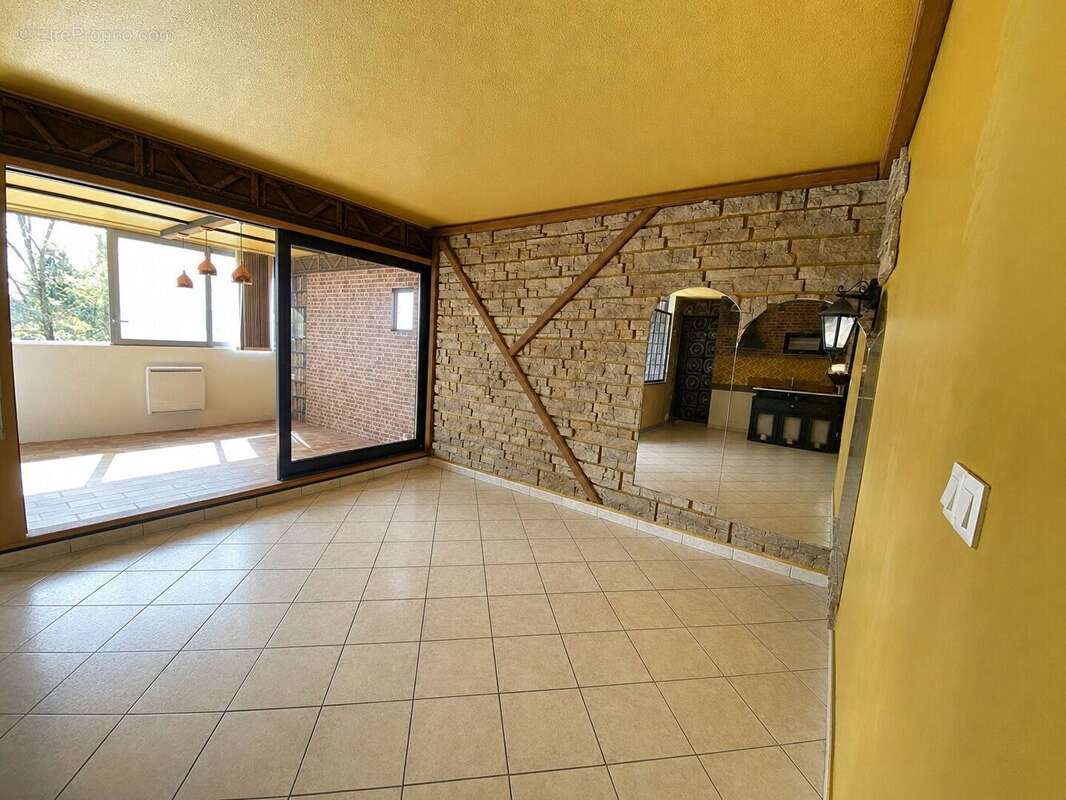 Appartement Riorges  - Parc Beaulieu - photo 3