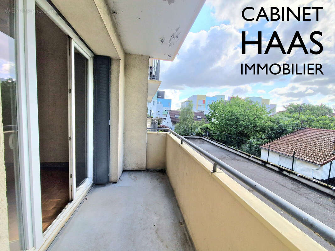 Balcon - Appartement à IVRY-SUR-SEINE