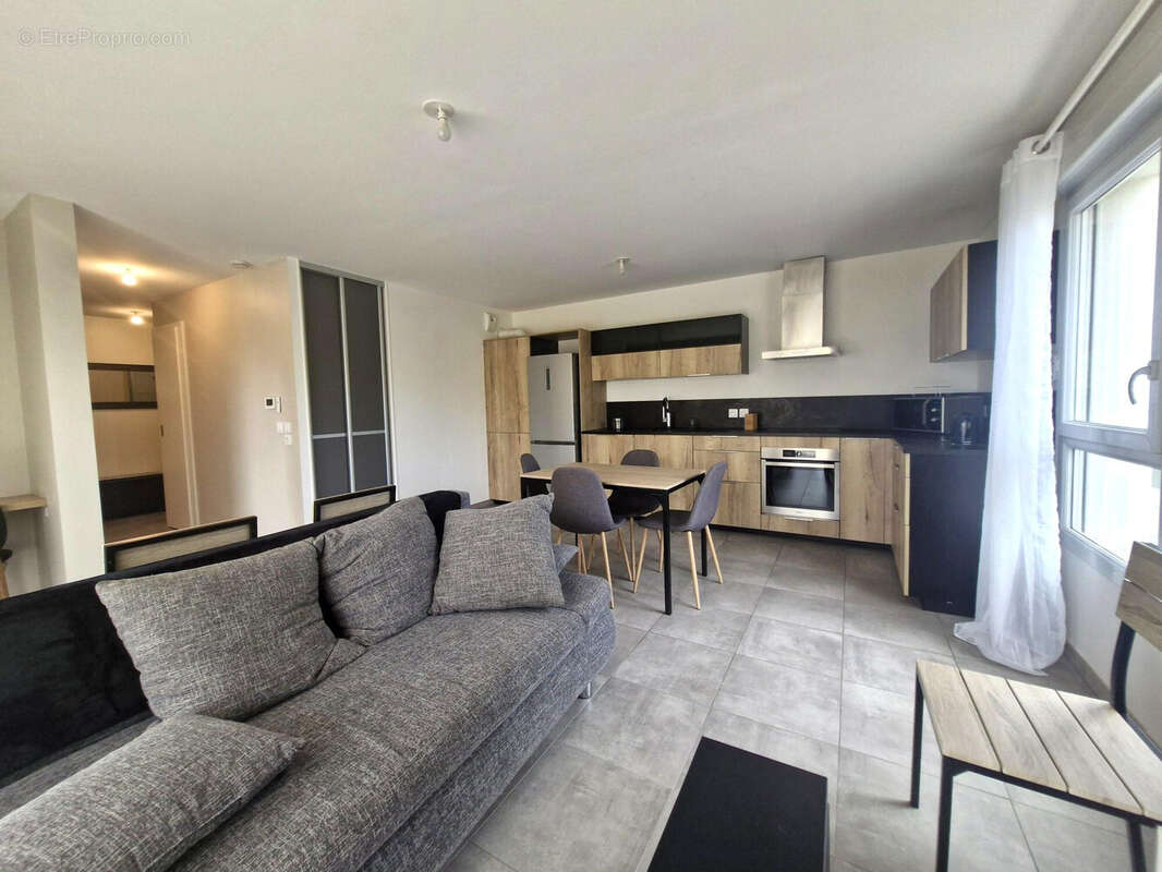 Appartement 48 m² à Poisy  - photo 2