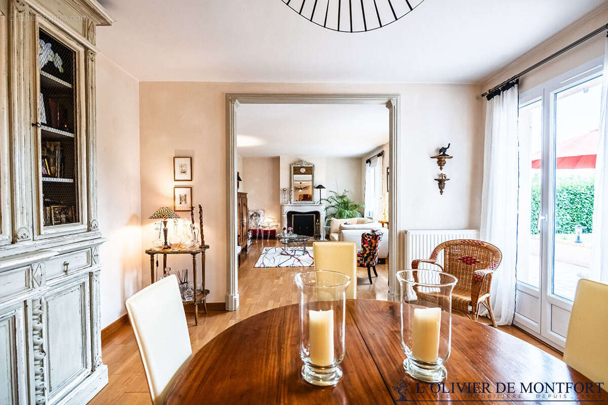 Maison à MONTFORT-L'AMAURY