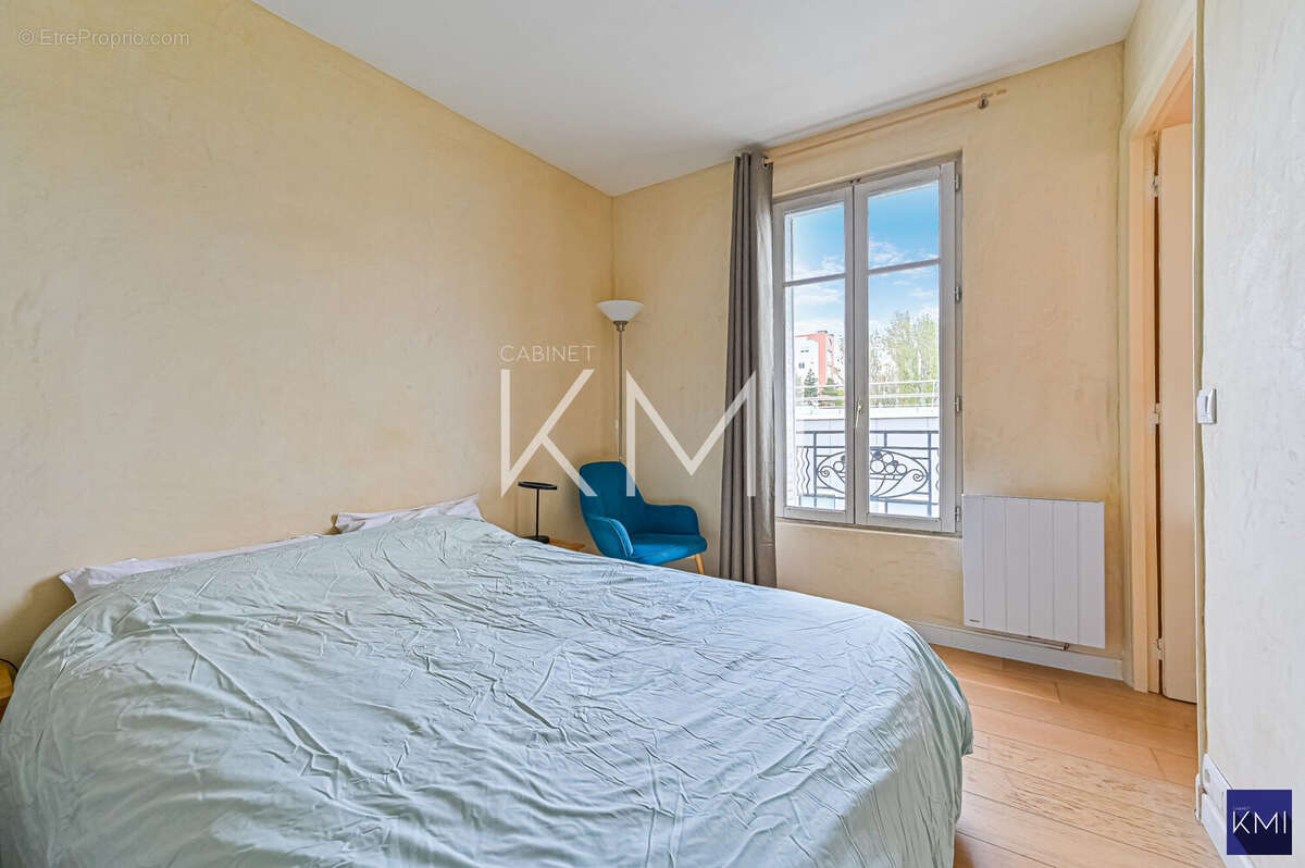 Appartement à PARIS-20E