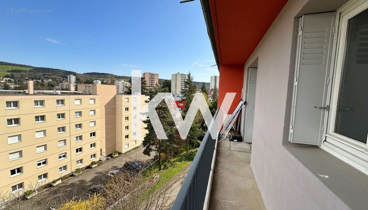 Appartement à SAINT-ETIENNE