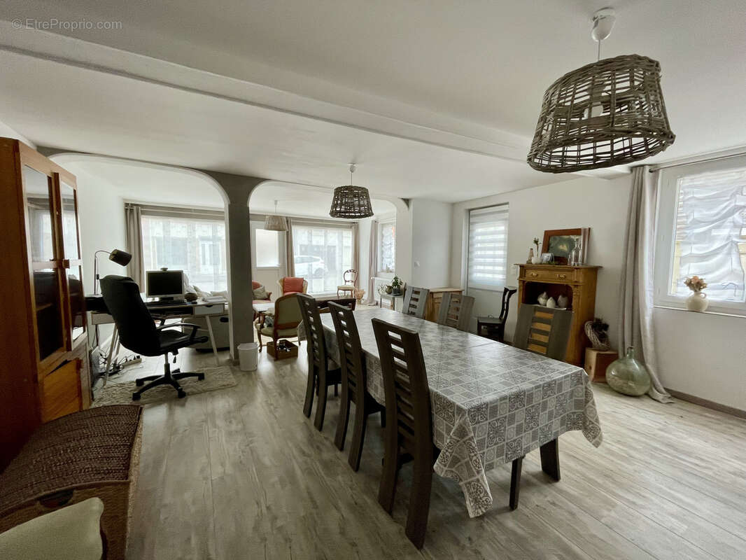 Maison à CHAVANGES
