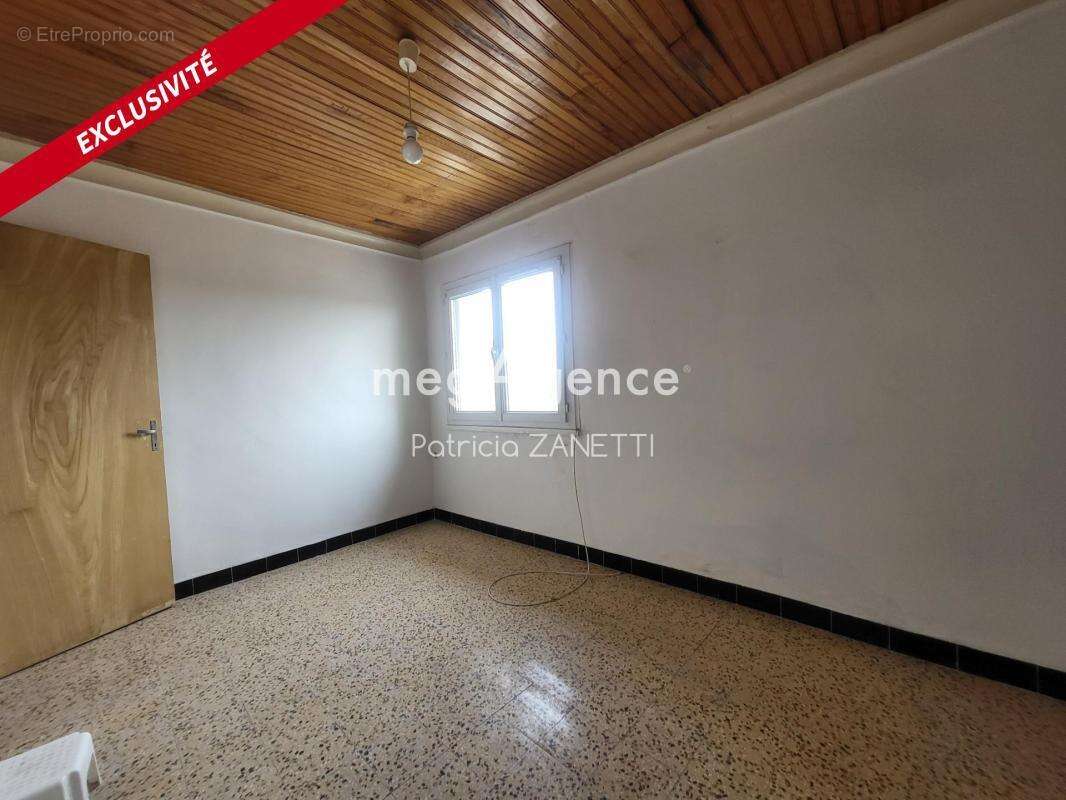 Appartement à SAINT-BRES