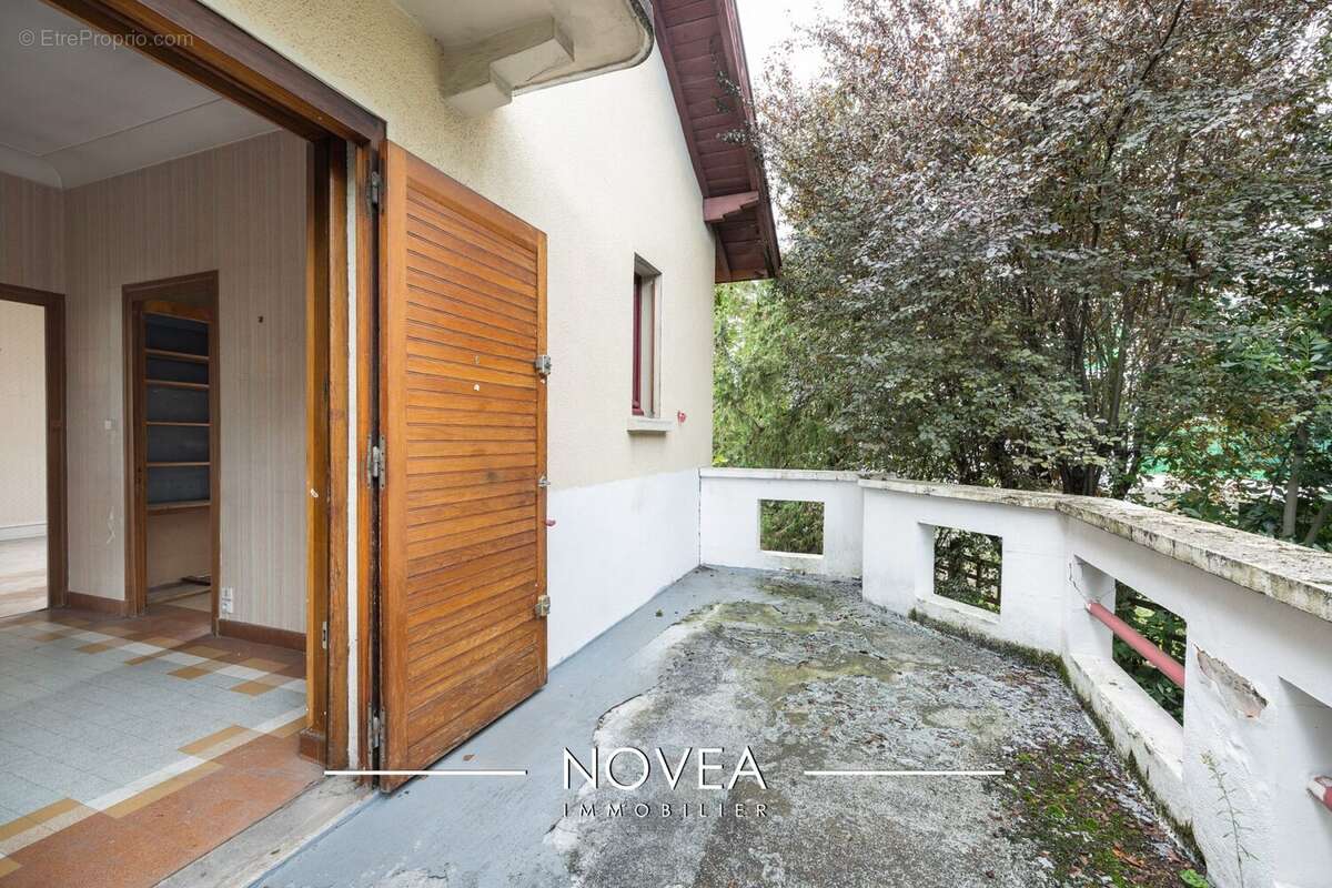 Maison à VILLEURBANNE