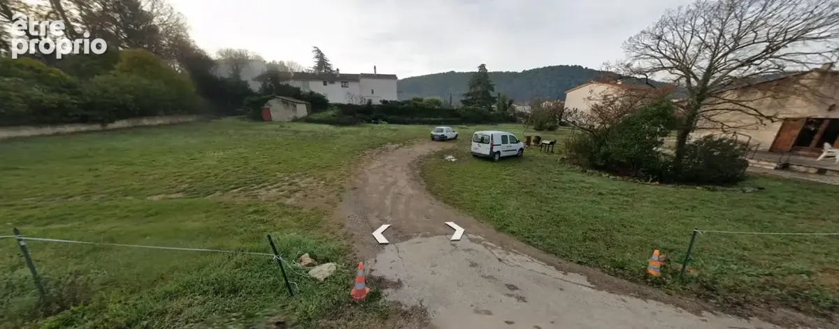 Photo Terrain à Draguignan au prix de 168 000€