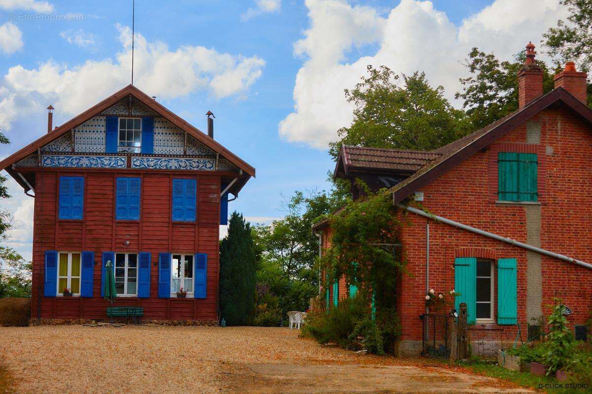Maison à ASNANS-BEAUVOISIN