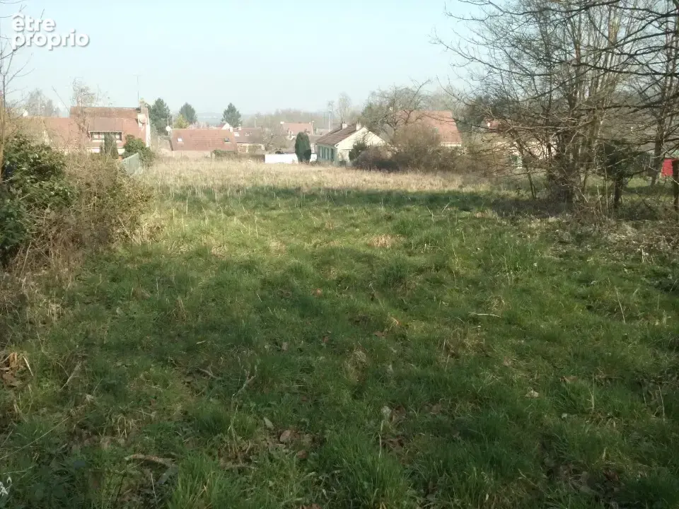 Terrain à CLERMONT