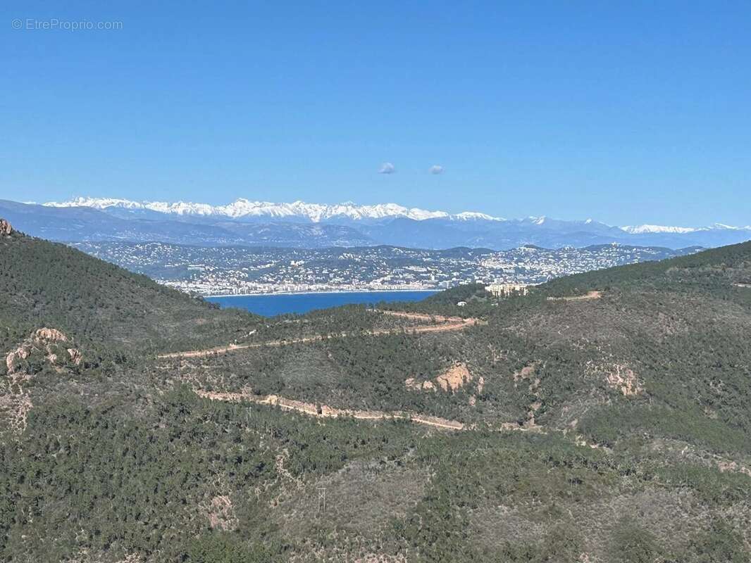 Maison à THEOULE-SUR-MER