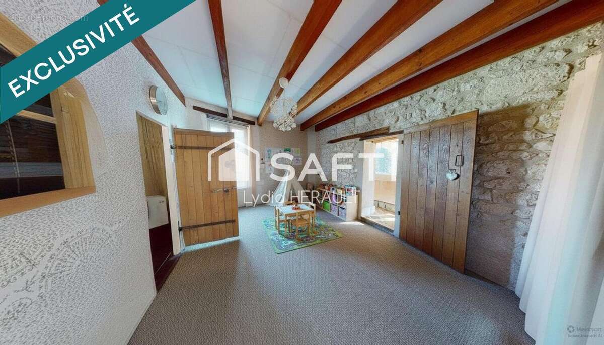 Photo 9 - Maison à ROULLET-SAINT-ESTEPHE