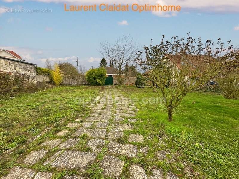 Maison à SAINT-QUENTIN