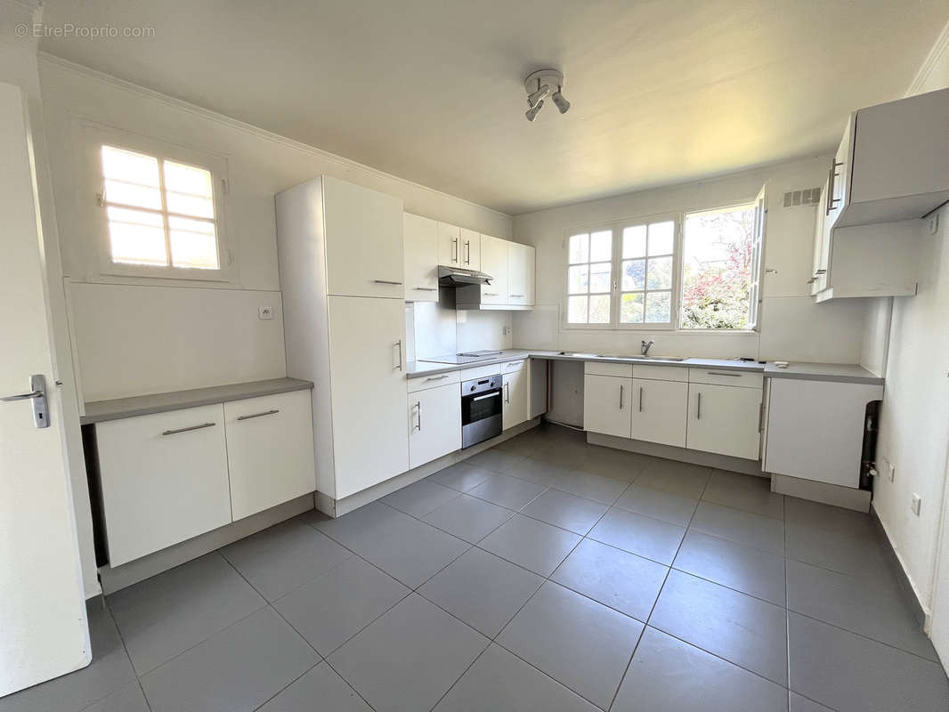 Maison à CROISSY-SUR-SEINE