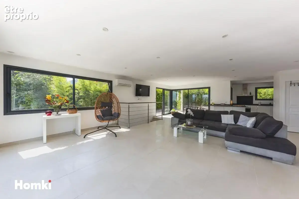 Maison/Villa T4 de 124 m² à Les Adrets-de-l'Estérel 83600 - photo 3