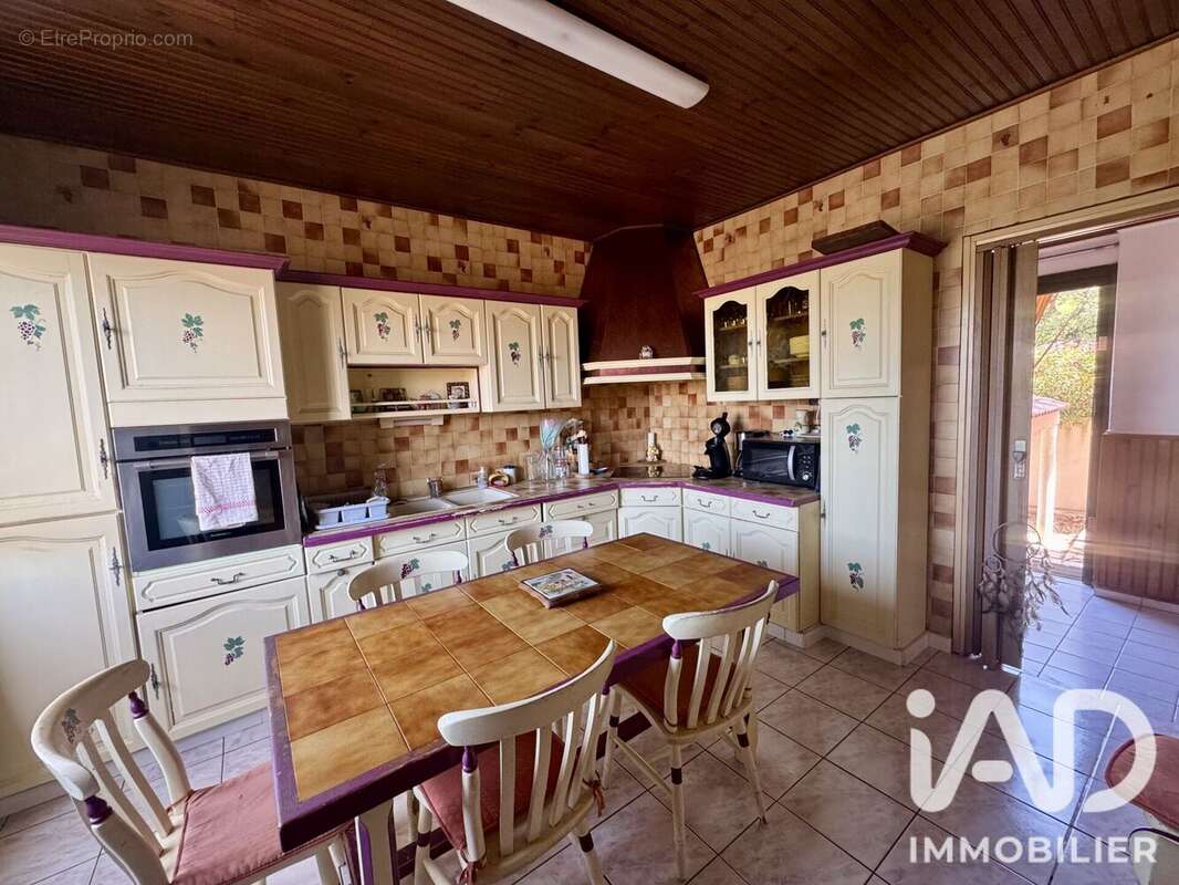 Maison 93 m² à Balaruc-Les-Bains  - photo 5