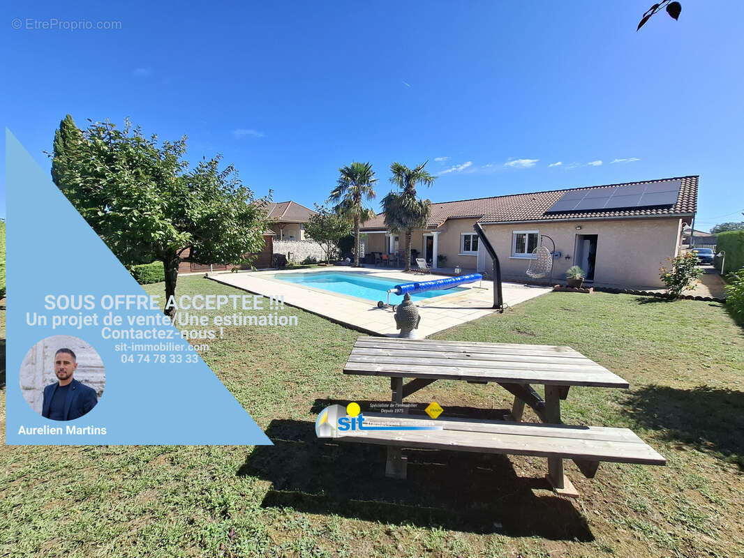 Maison à AUBERIVES-SUR-VAREZE