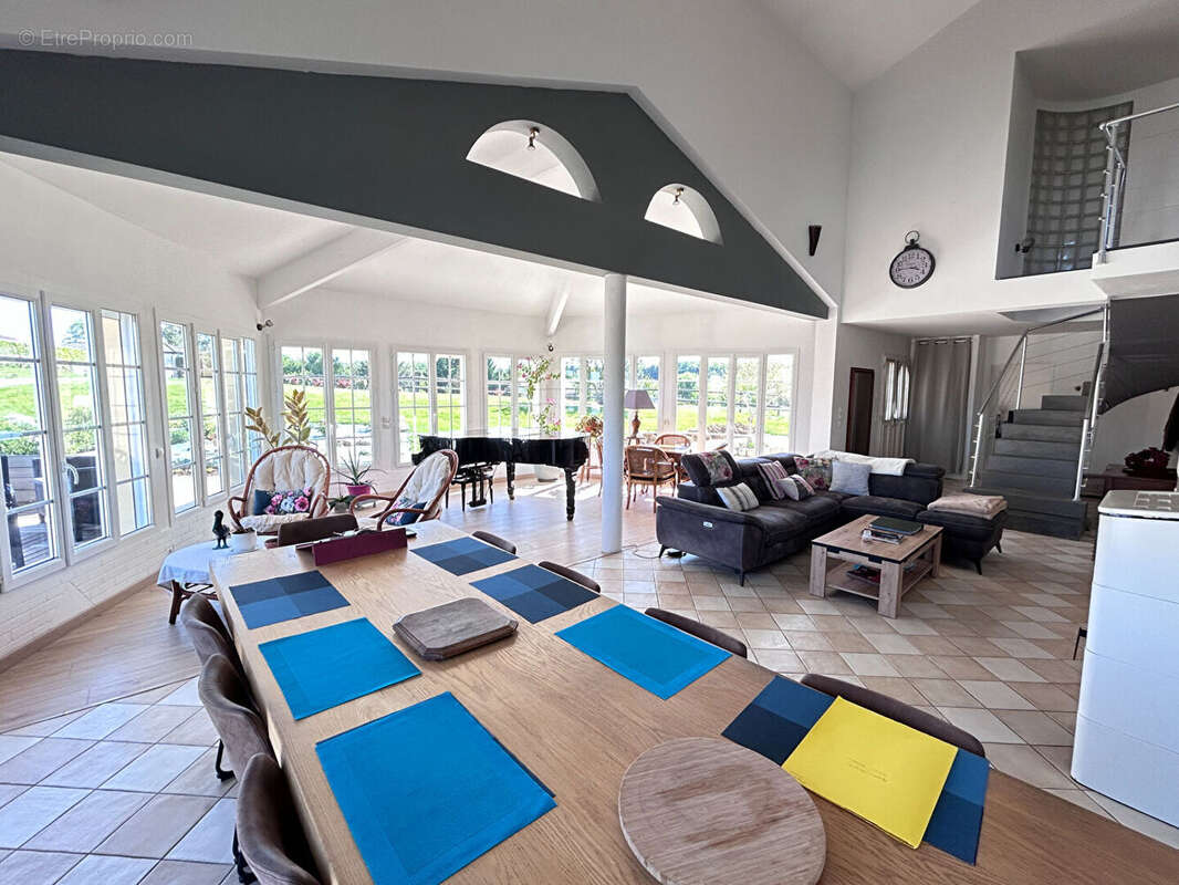 Maison à VILLENEUVE-SUR-LOT