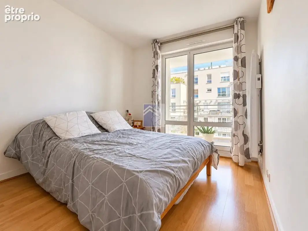 Coeur de ville - 3 pièces de 69,57 m2 - deux balcons, cave et parking ! - photo 9