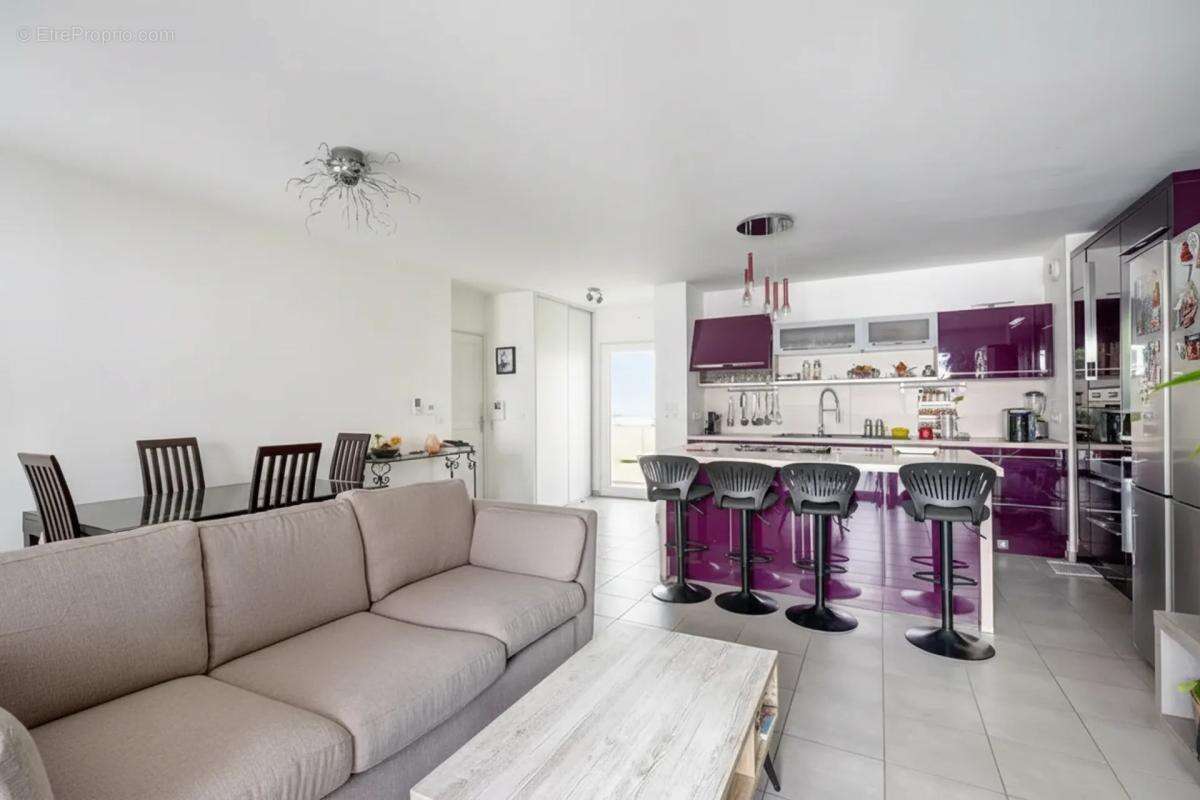 Appartement 3 pièces de 78,4 m² à Saint-Fons - photo 4