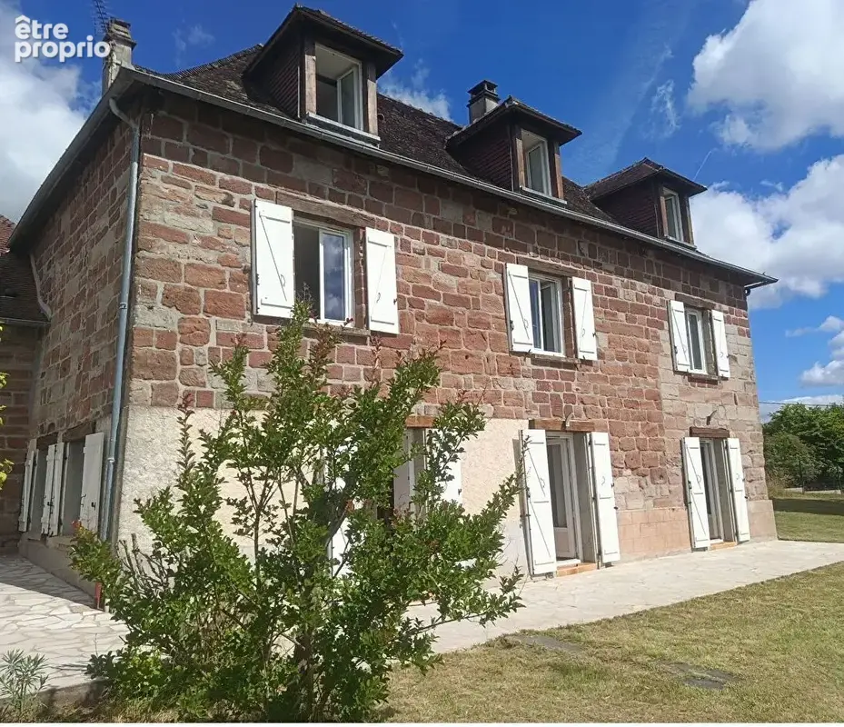Maison à SAINT-AULAIRE