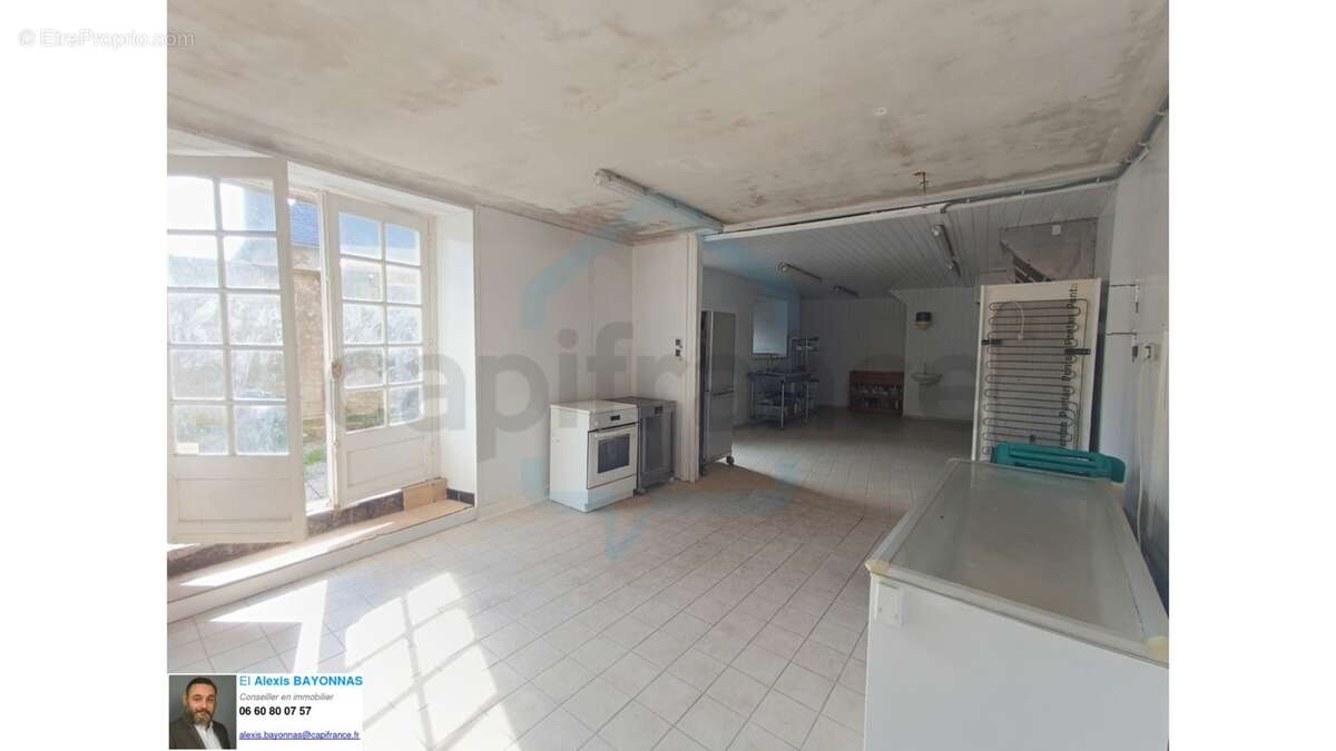 Ensemble immobilier mixte 420 m² – Centre-ville de Châteauneuf-du-Faou - photo 11