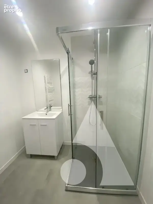 Maison 176 m² - 3 chambres - garage et jardin - photo 9