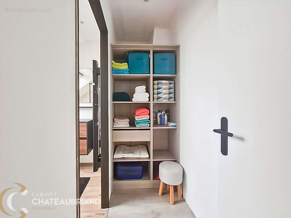 Maison à MONTREUIL-SUR-ILLE