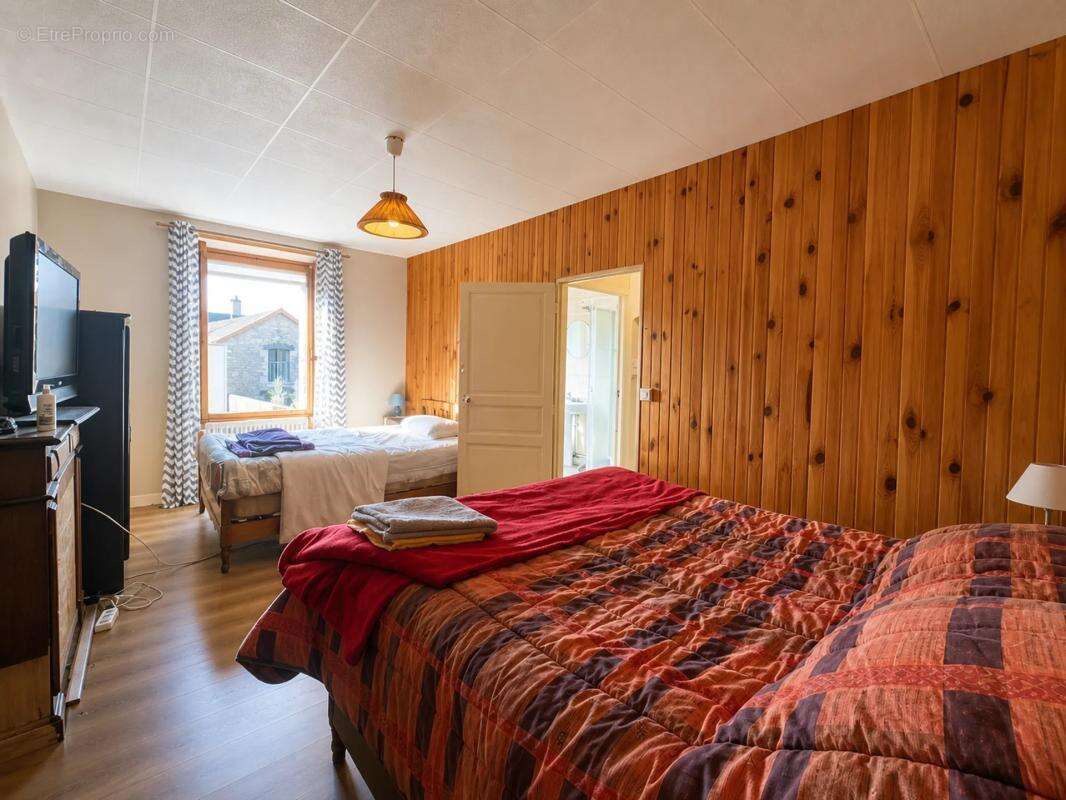 Maison de 5 pièces de 168 m² à Quévert - photo 7