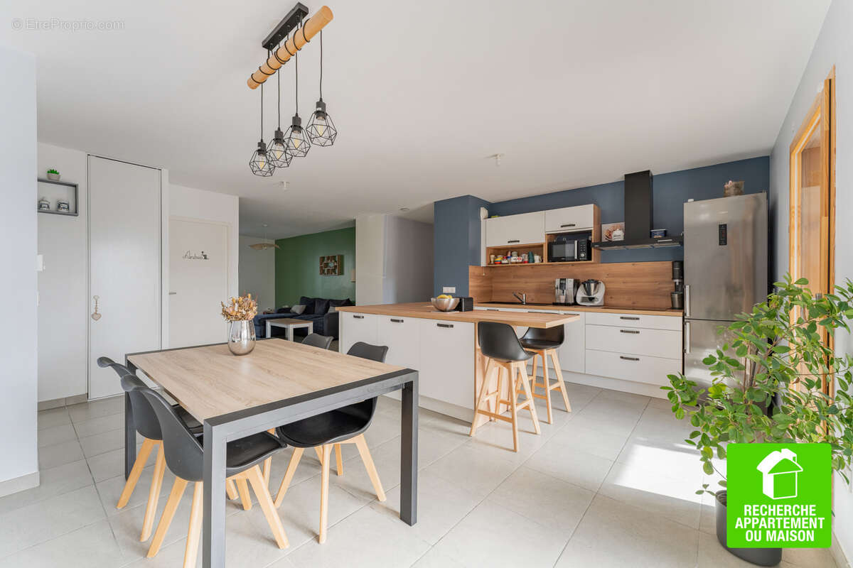 Appartement à SAINT-PRIEST