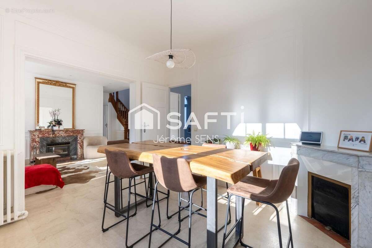 Photo 2 - Maison à POISSY