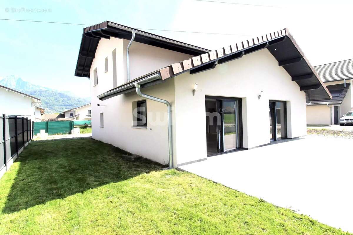 Maison à SCIONZIER