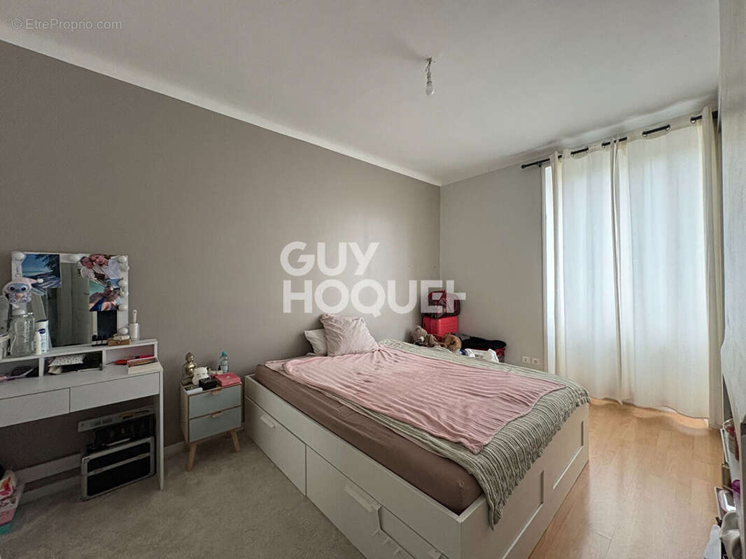 Appartement à GRIGNY