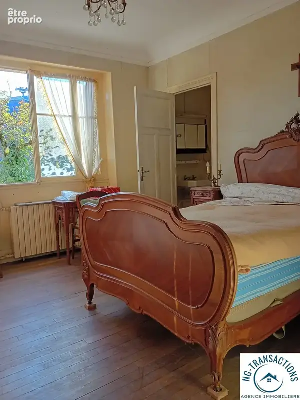 Propriété en coeur de village - photo 12