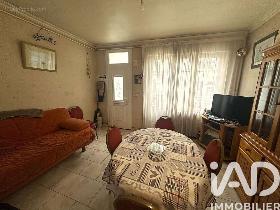 Photo 2 - Maison à LOUE