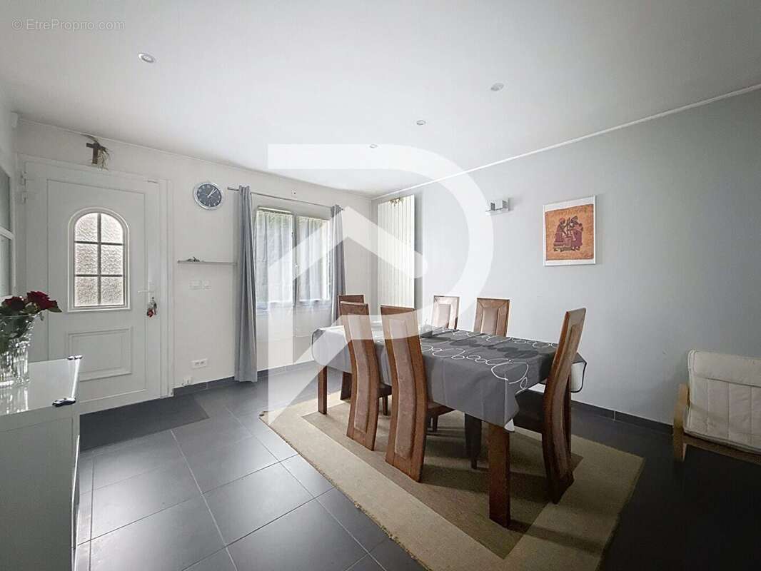 Maison à BOISSY-SAINT-LEGER