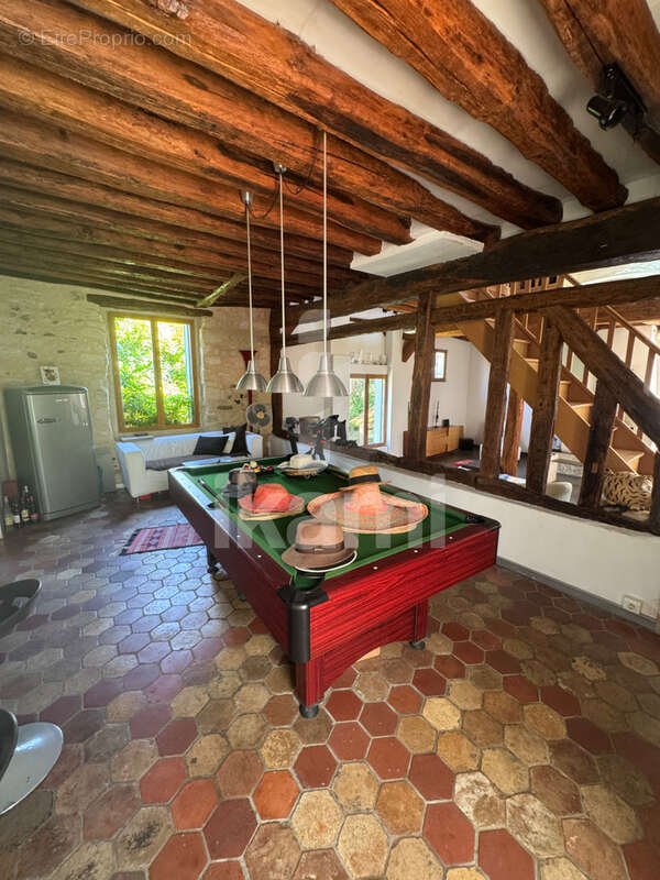 Maison à MORANGLES