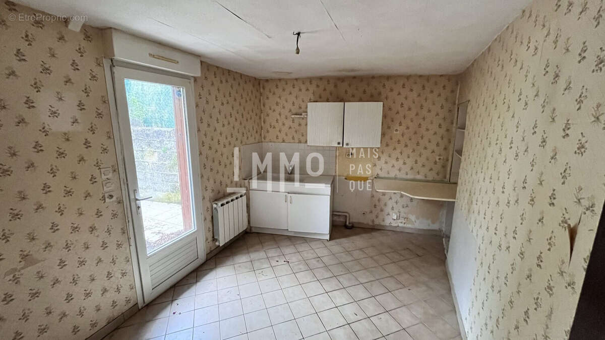 Maison à SAINT-CALAIS