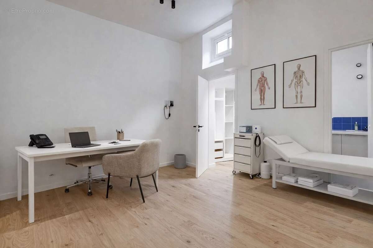 Paris 8ᵉ – Élégant 2 pièces de 57 m² – Idéal profession libérale ou pied-à-terre - photo 5