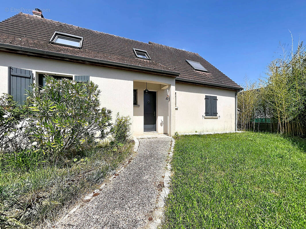 Maison à VINEUIL