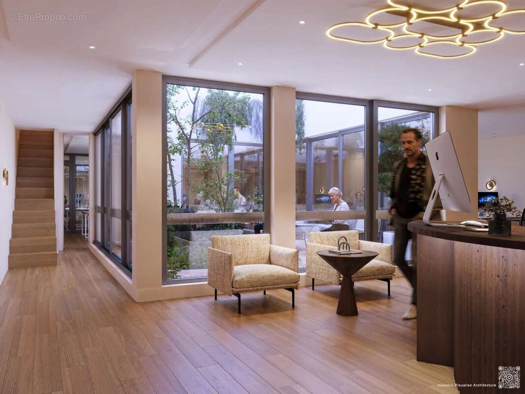 Commerce à PARIS-9E