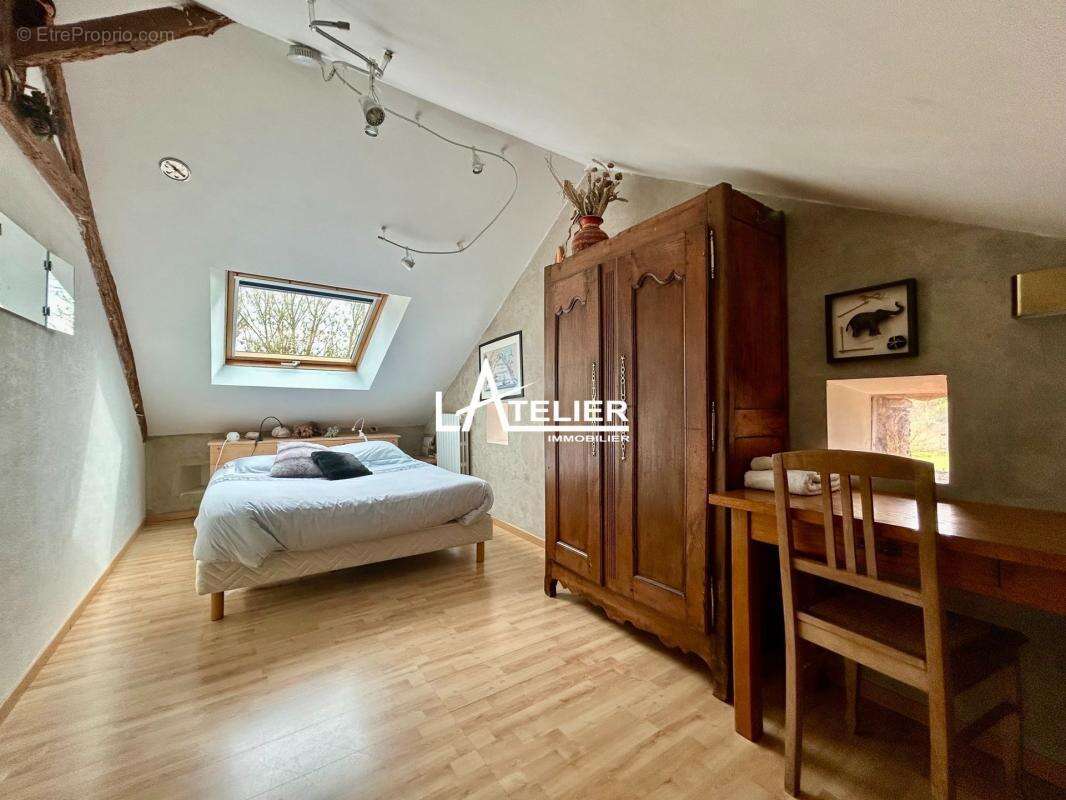 Maison à SAINT-ETIENNE-DE-MONTLUC