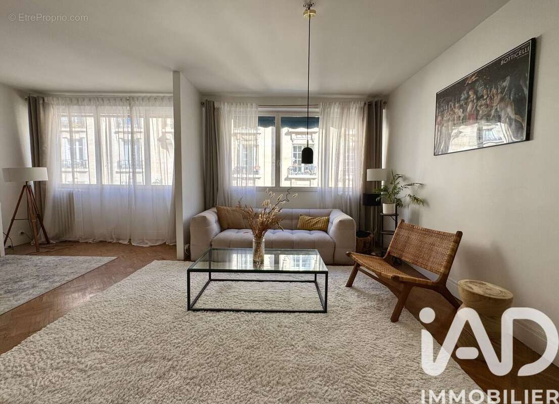 Photo 2 - Appartement à PARIS-16E