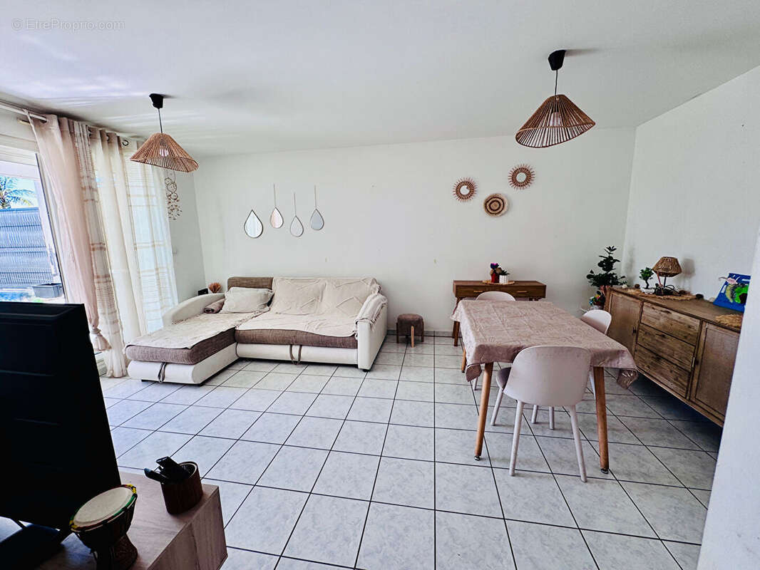 Appartement à SAINT-DENIS