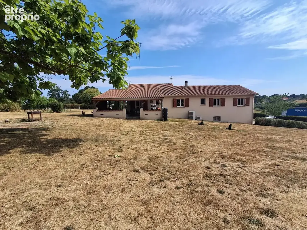 Maison à EYBOULEUF
