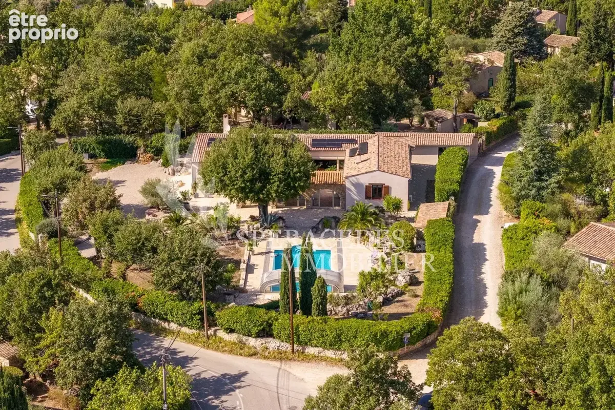 Photo Maison à Saint-Cezaire-Sur-Siagne au prix de 895 000€