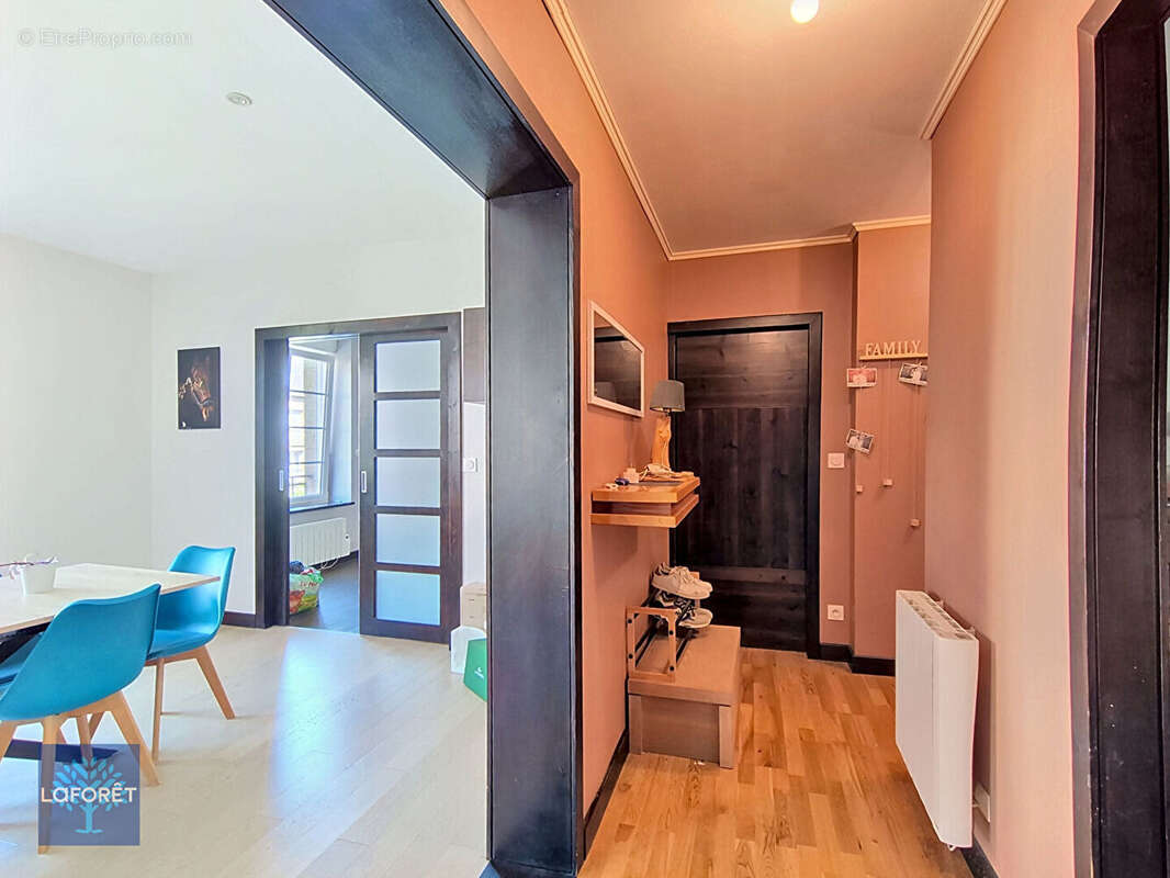 Appartement à FOUGERES