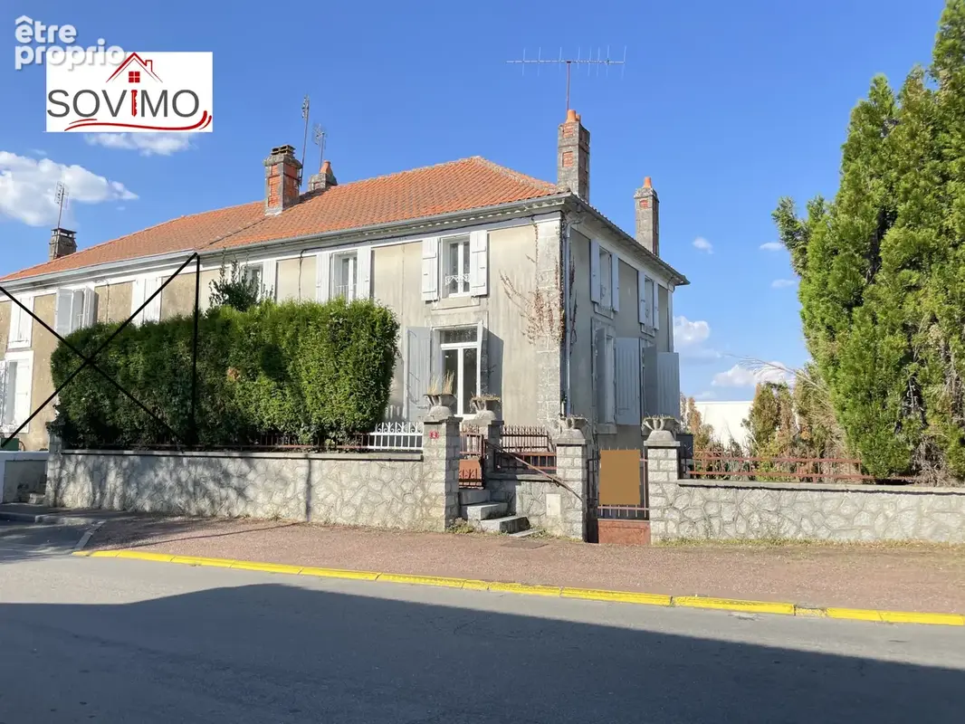 Maison à MAZIERES