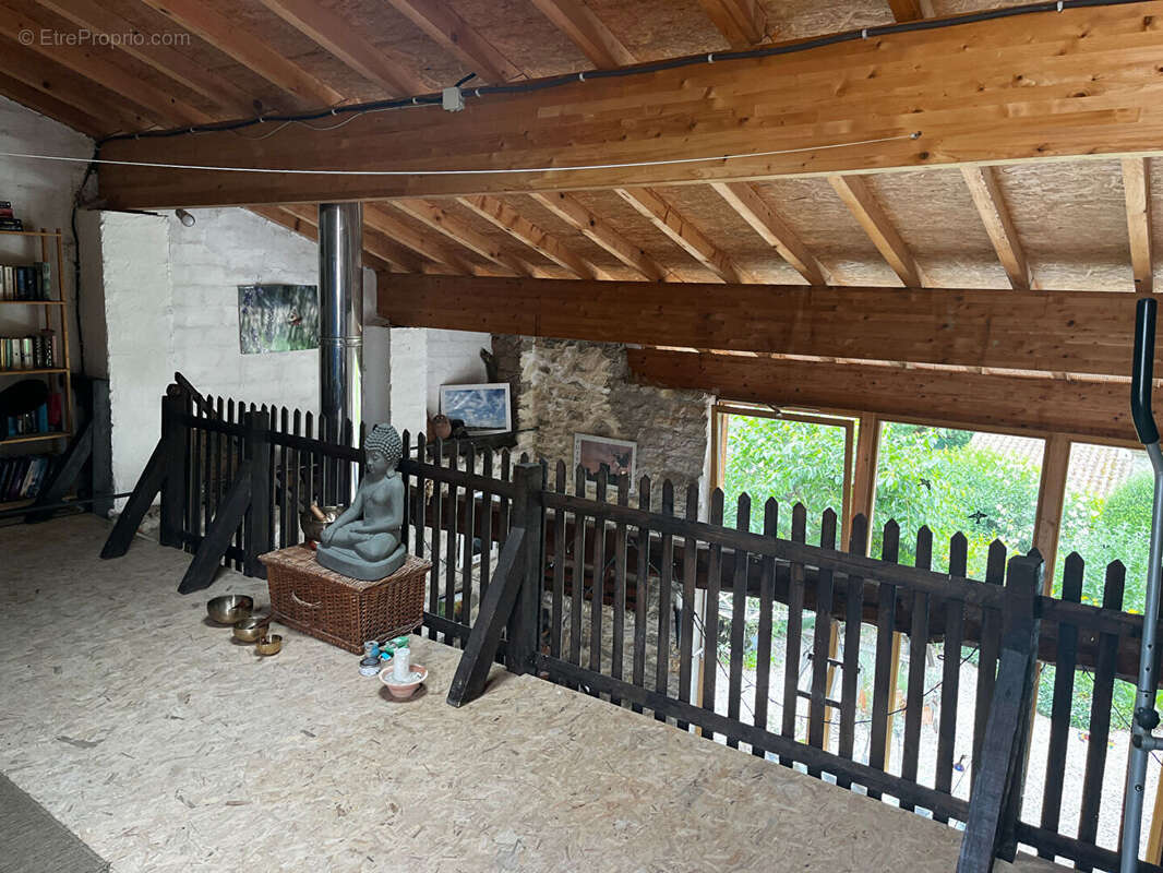 Maison à ESCUEILLENS-ET-SAINT-JUST-DE-BELENGARD